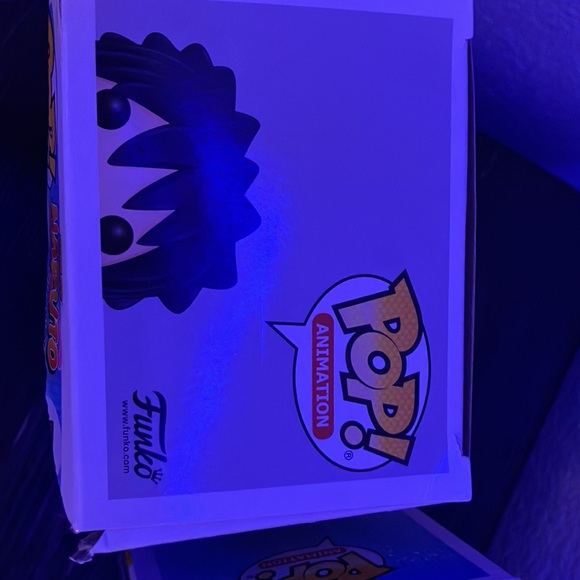 Naruto Uzumaki 823 Funko pop Box Lunch exclusive, and Sasuke 72 Funko pop - Picture 9 of 10